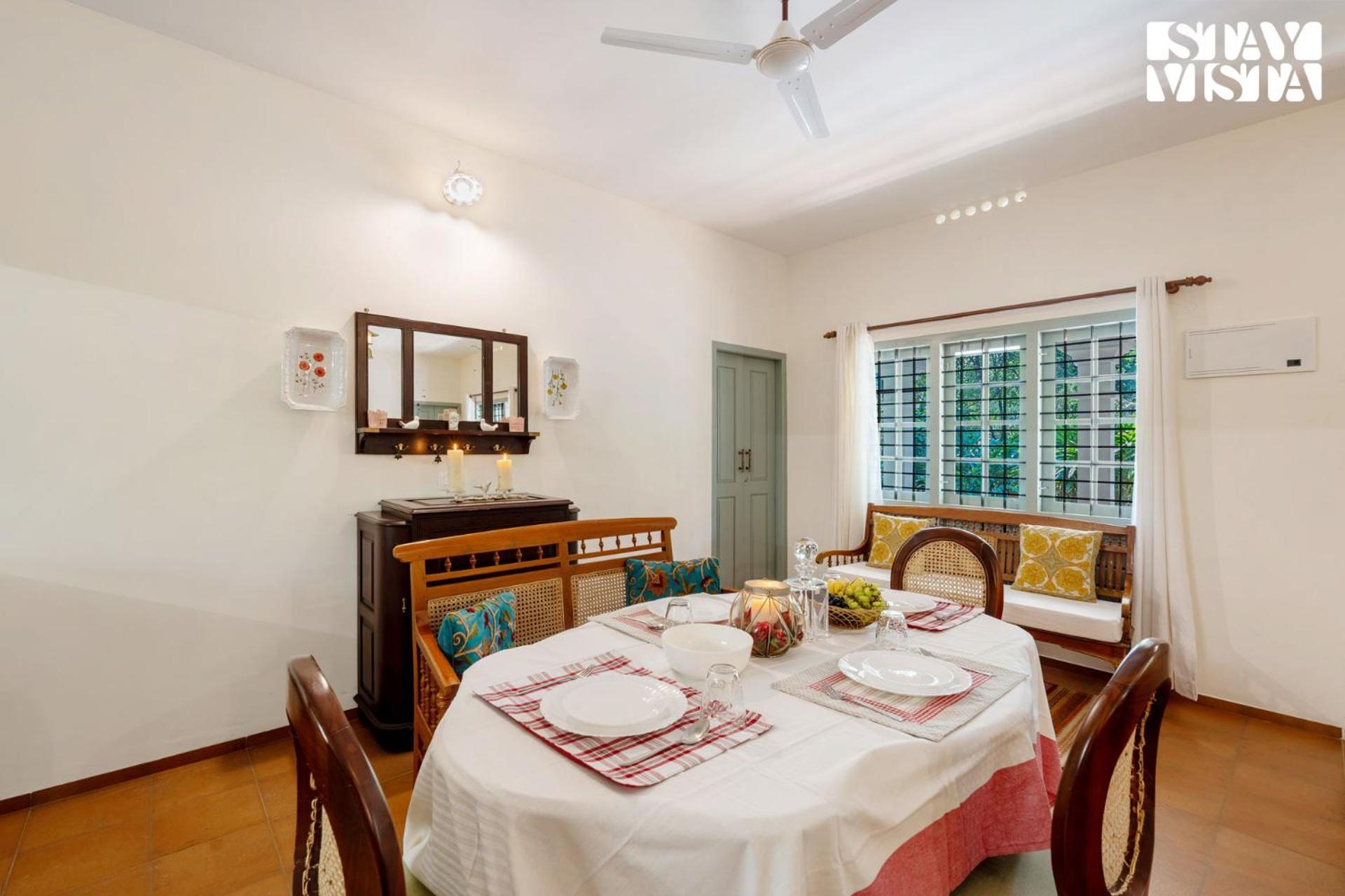 Stayvista At Catherine Cottage With Heater & Board Game Munnar Εξωτερικό φωτογραφία
